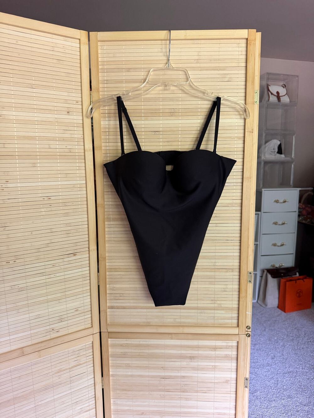 Skims Underwire Molded Up Thong Bodysuit